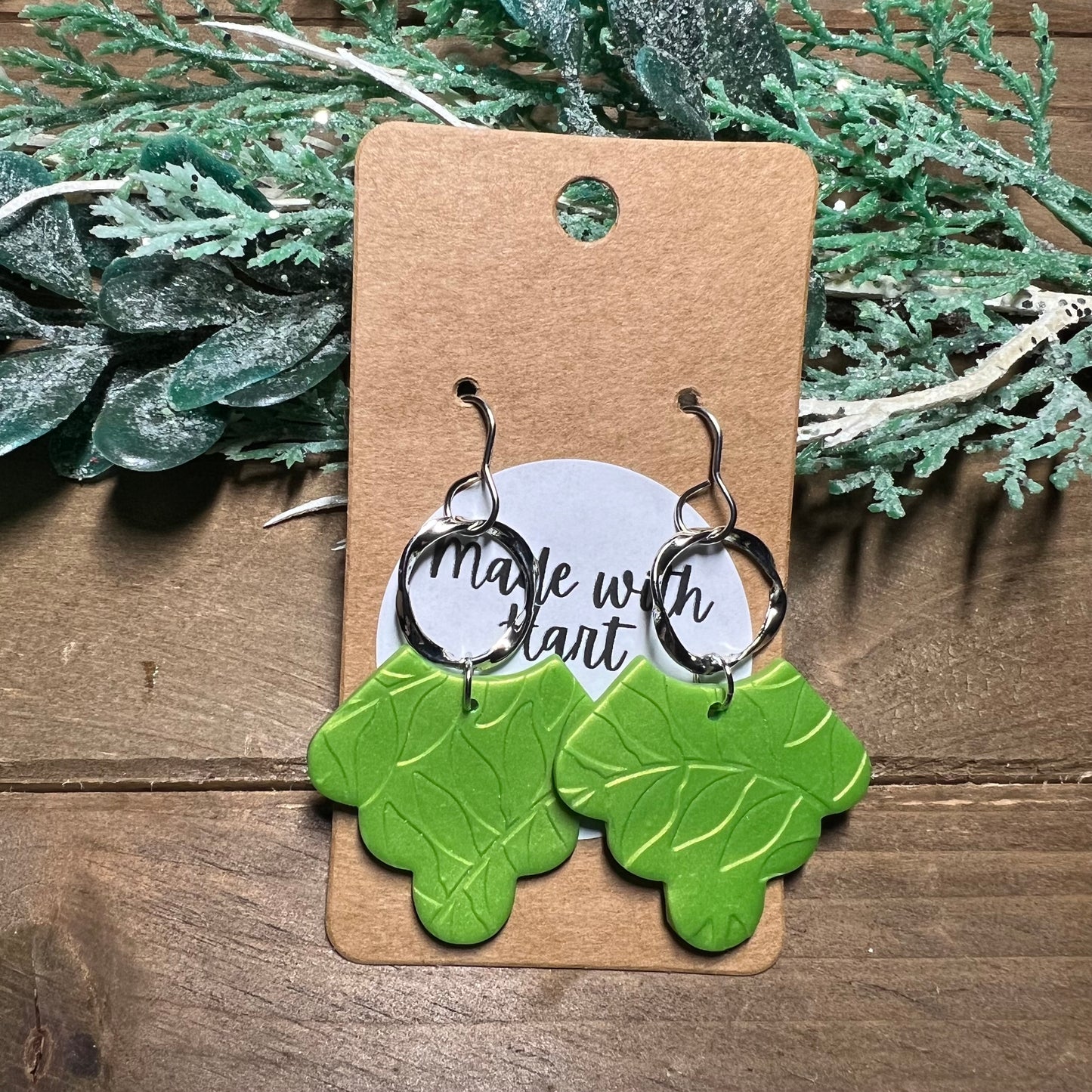 Embossed Spring Clay Collection