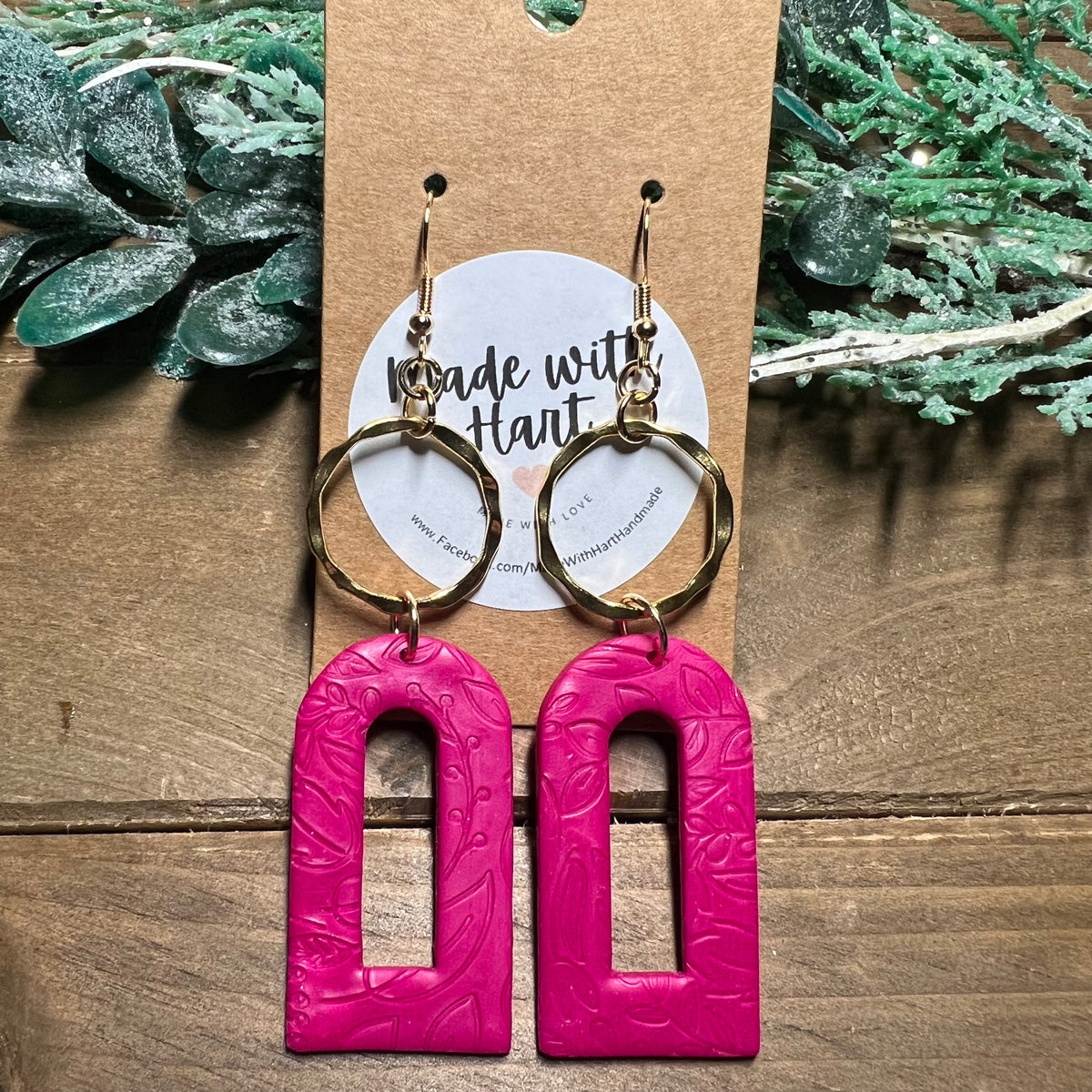 Embossed Spring Clay Collection